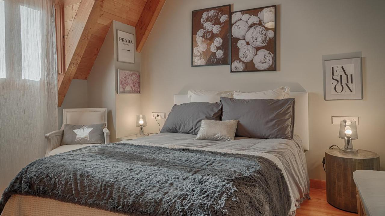 Chalet Saplan Real Estate Sarraera