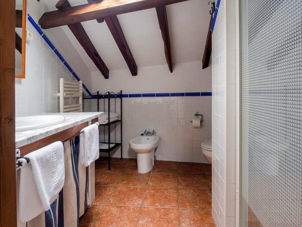 Country house Corrada Torales Barzana
