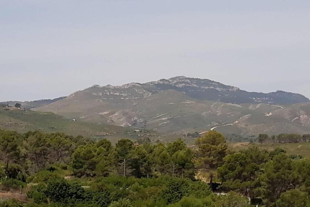 Casa La Paransa - Casa Rural Con Piscina - Relajarse Y Desconectar Yatova