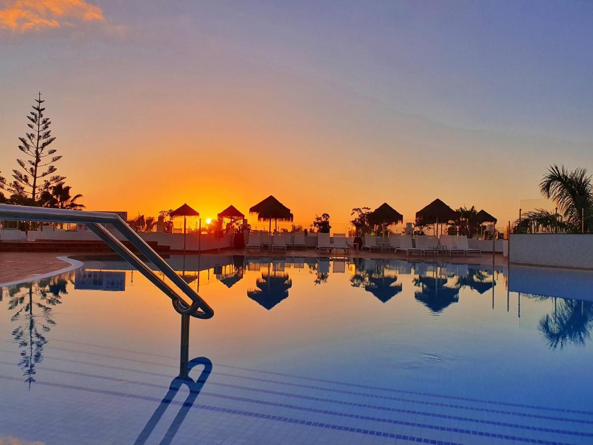 Flamingo Mate Hotel 4*