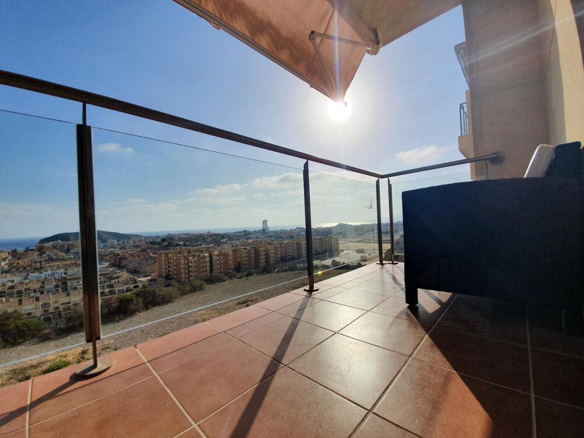 Modern With Sea View In 65 M² *