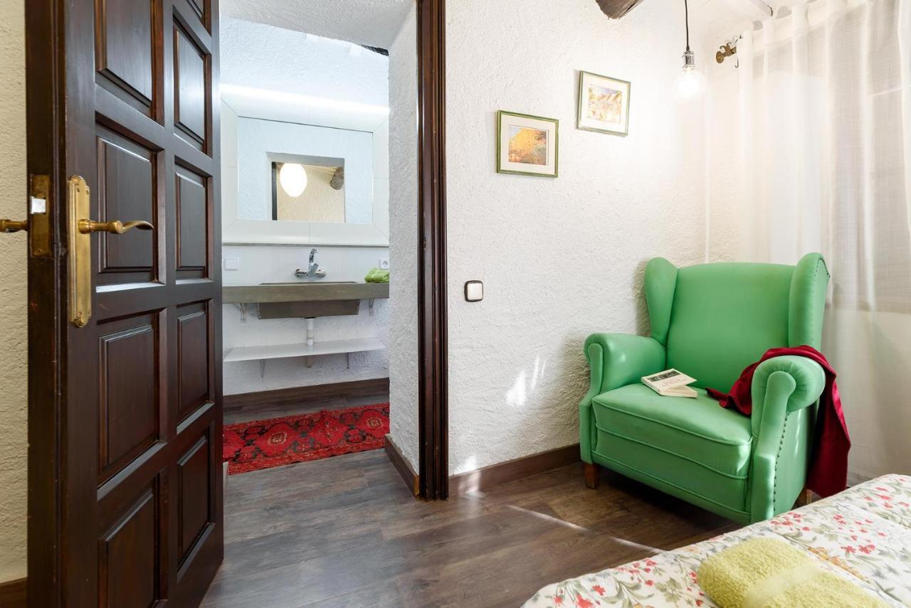 Masia Manent Del Bosc S Xviii Country house Santa Eulalia de Ronsana