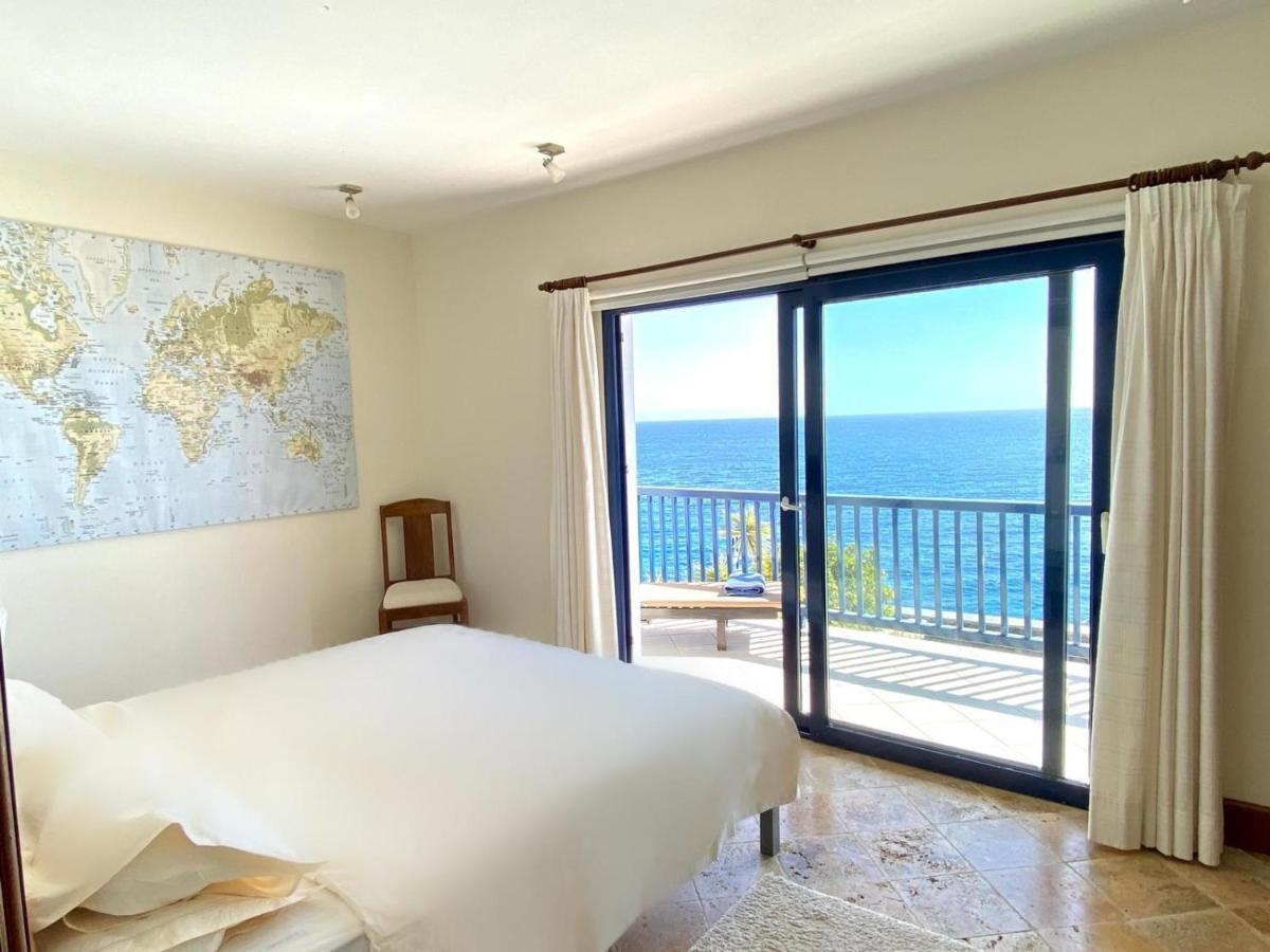 Villa Seafront Puerto Calero