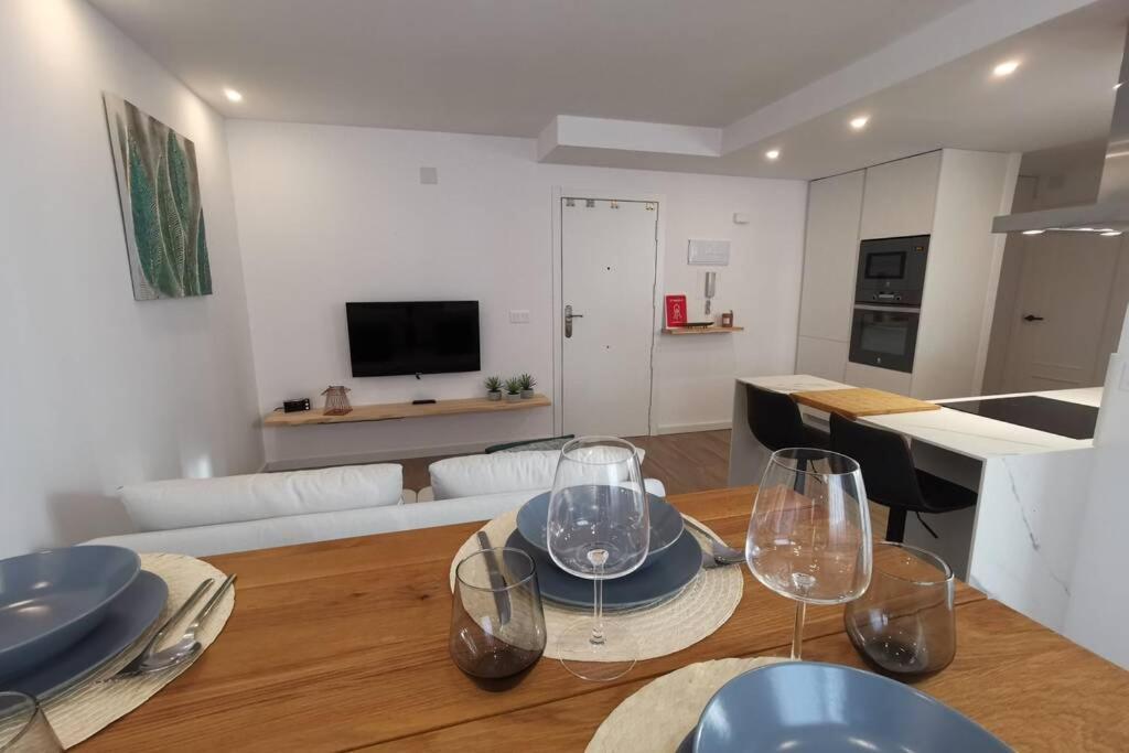 Dream - Renovated - Moraria Center Apartamento