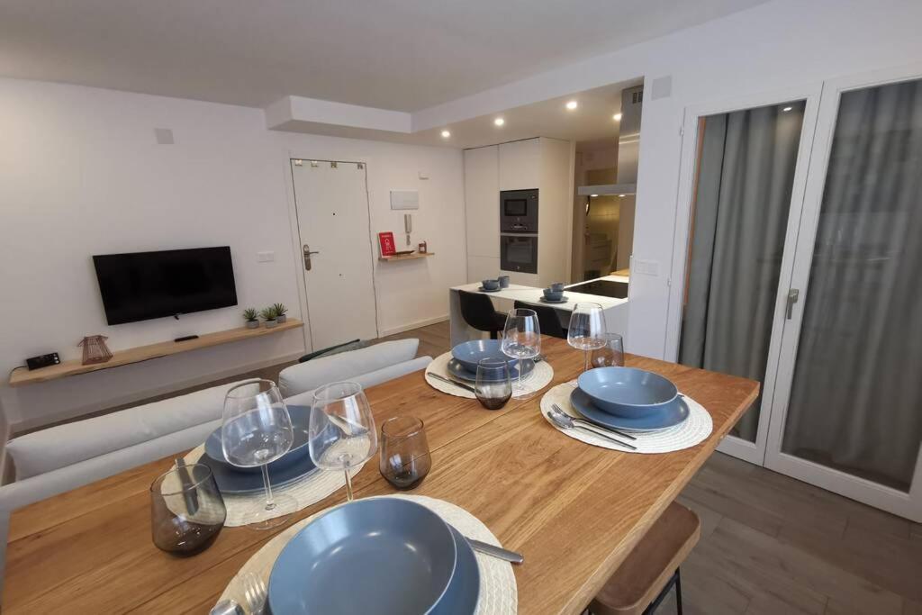 Dream - Renovated - Moraria Center Apartamento *