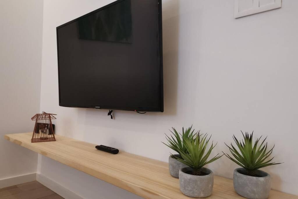 Dream - Renovated - Moraria Center Apartamento