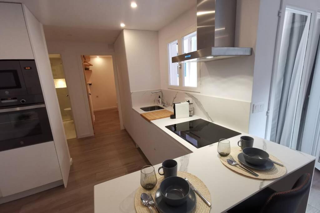 Dream - Renovated - Moraria Center Apartamento