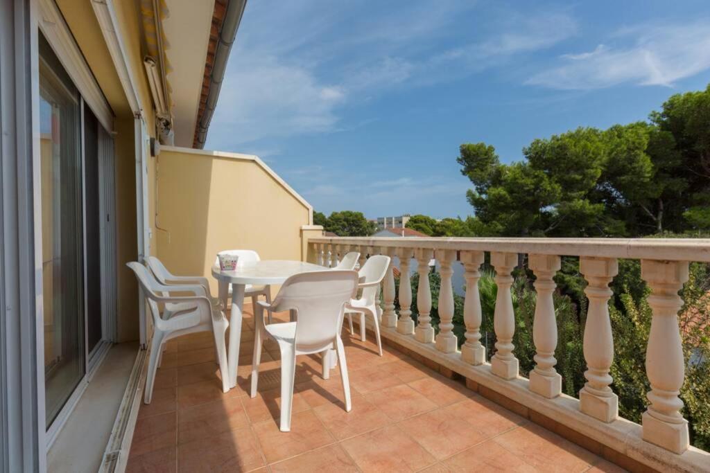 La Rapita - De Dos Con Piscina Comunitaria Apartment