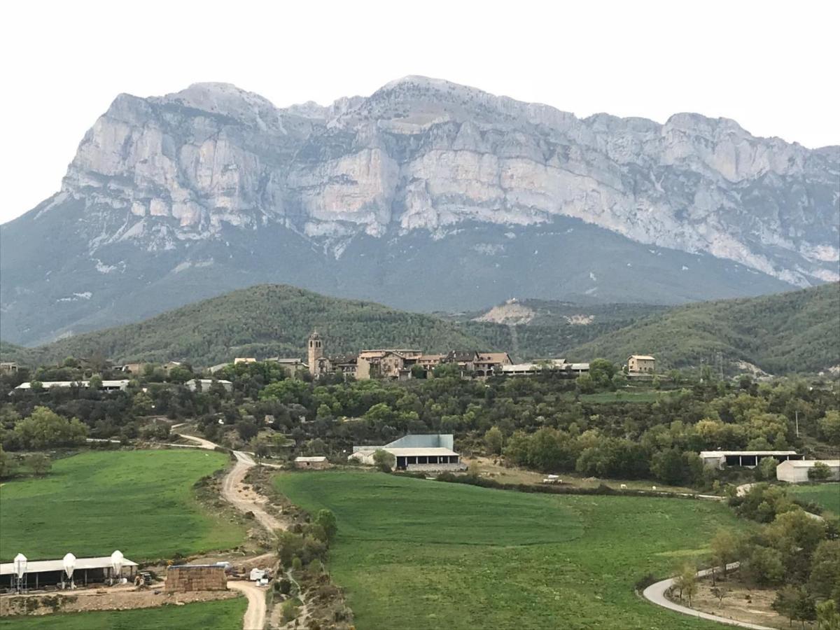 Preciosas Vistas A La Montaña, Luminoso Y Acogedor Apartamento El Pueyo de Araguás