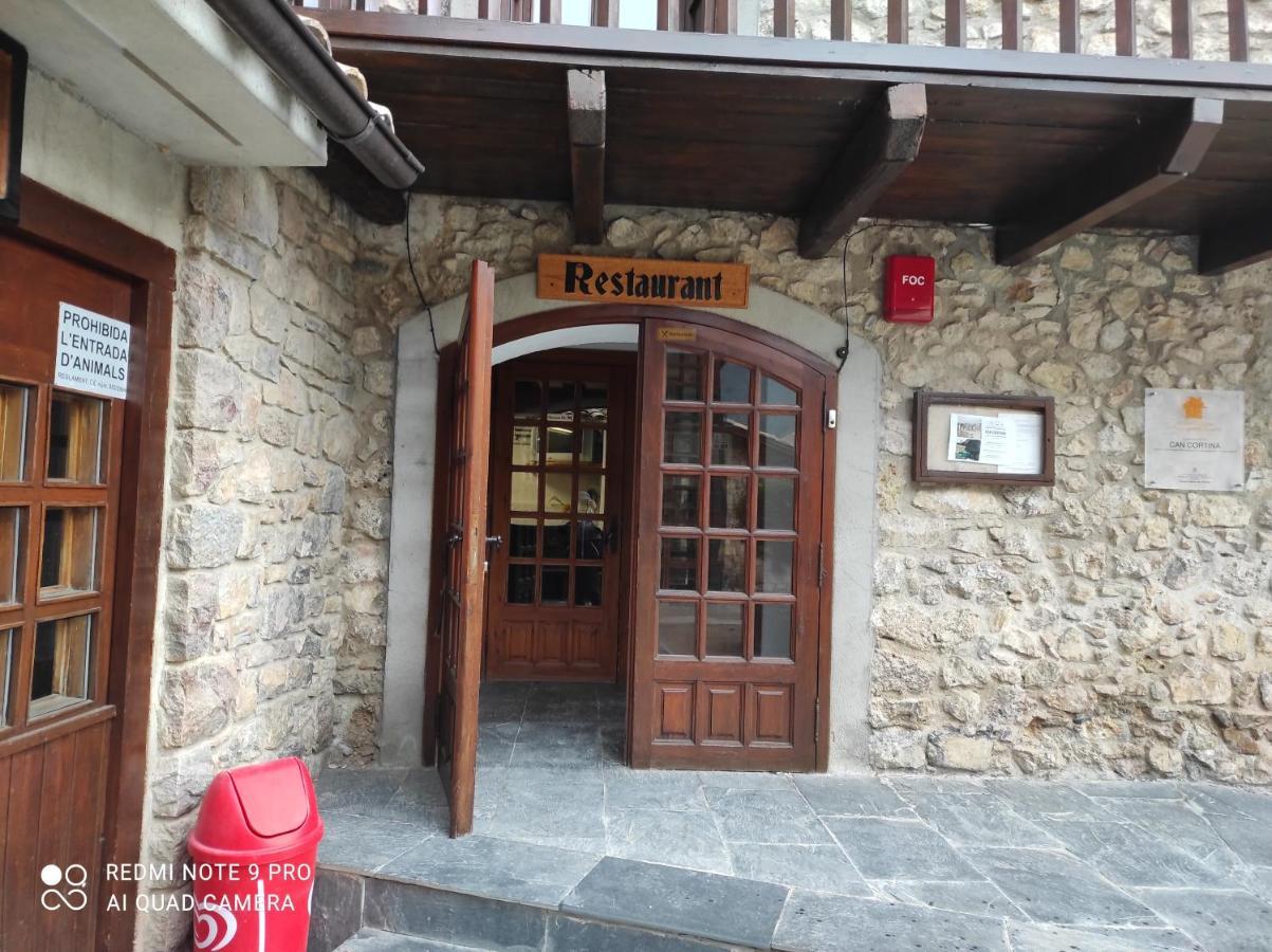 Cortina Hostal