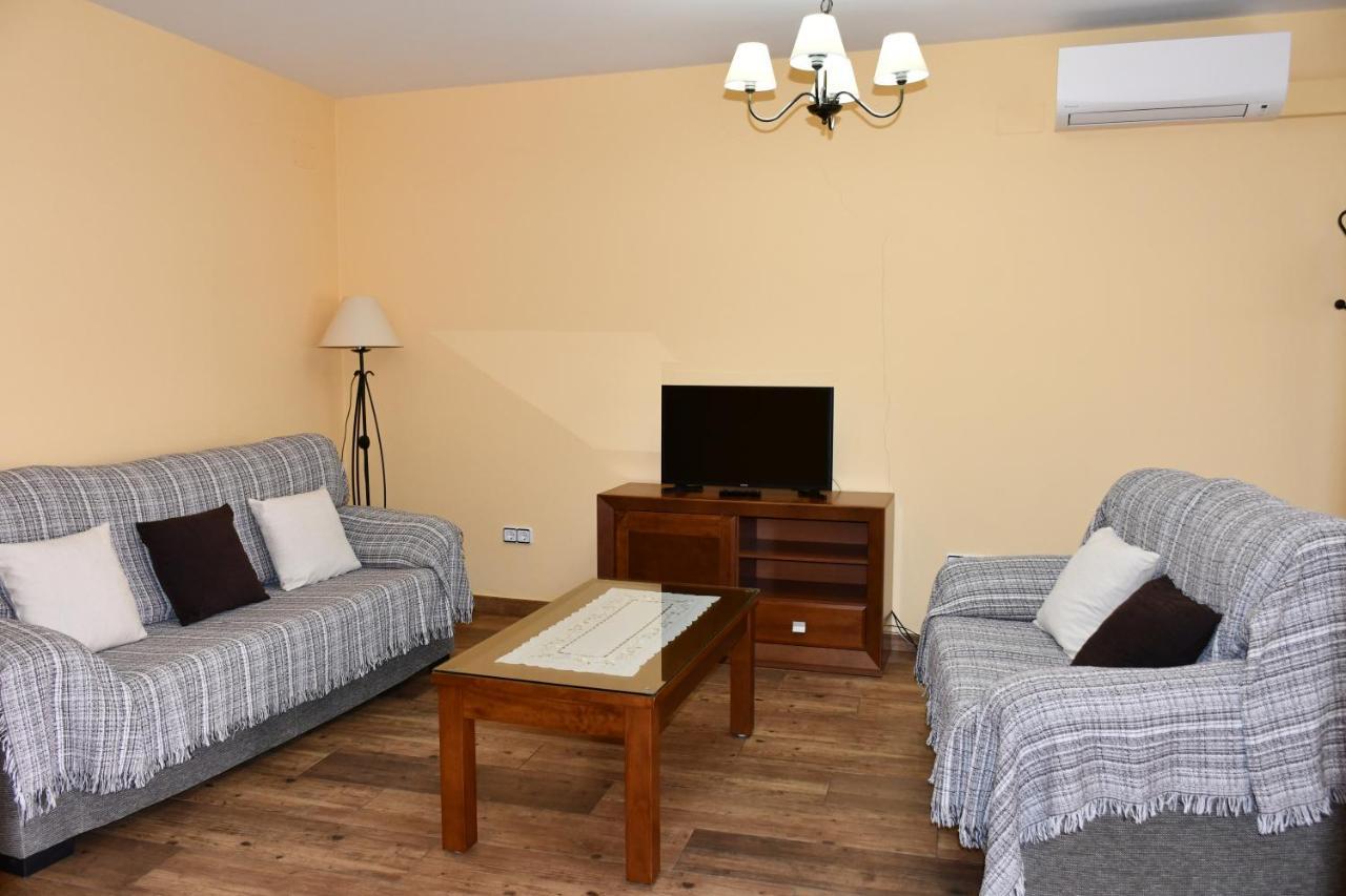 Canchaleras Holiday home Santibanez el Alto