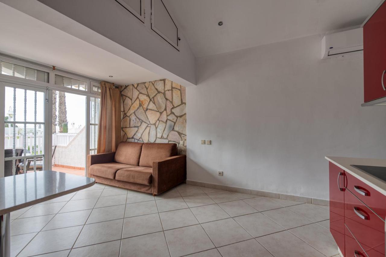 Spacious 2br Bungalow Private Solarium & Pool Сasa de vacaciones Maspalomas (Gran Canaria)