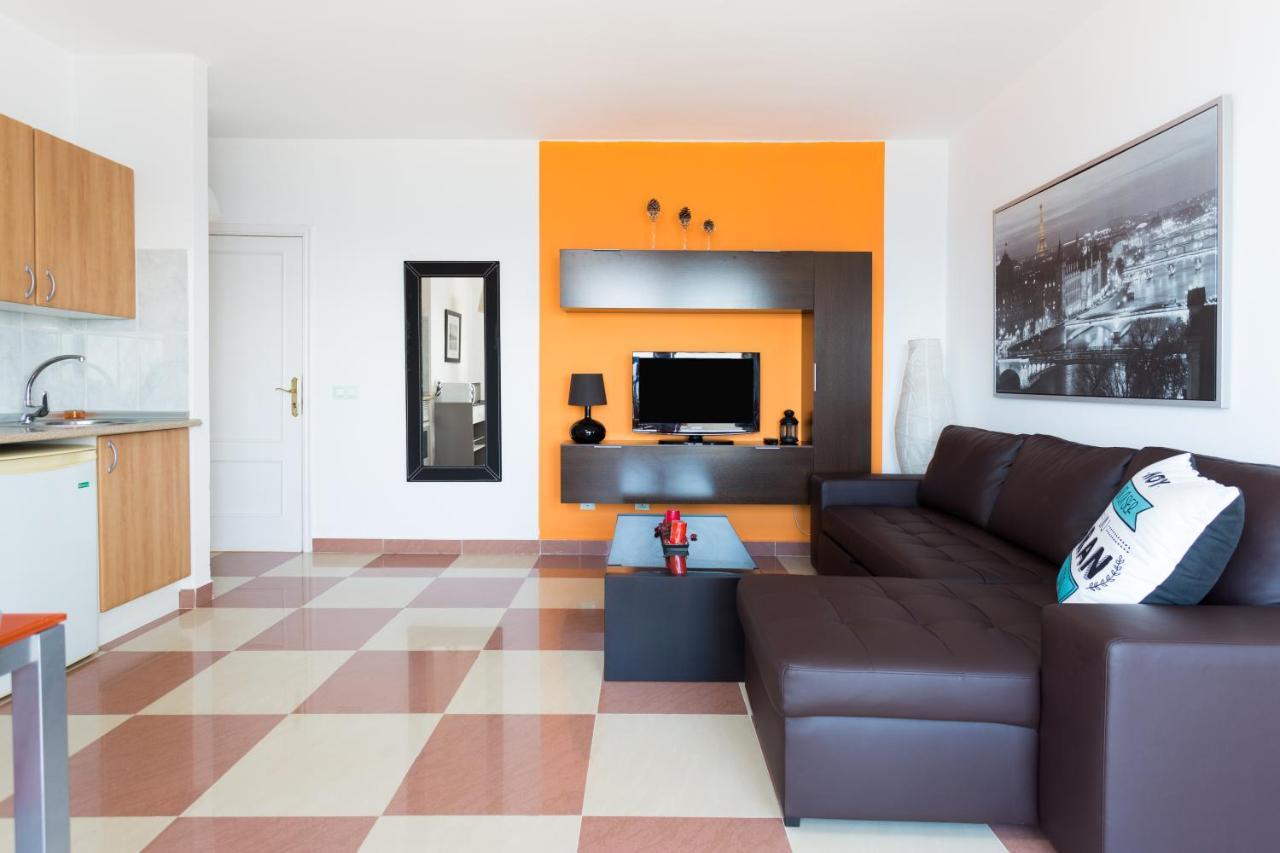 Apartment Welcome To Paradise