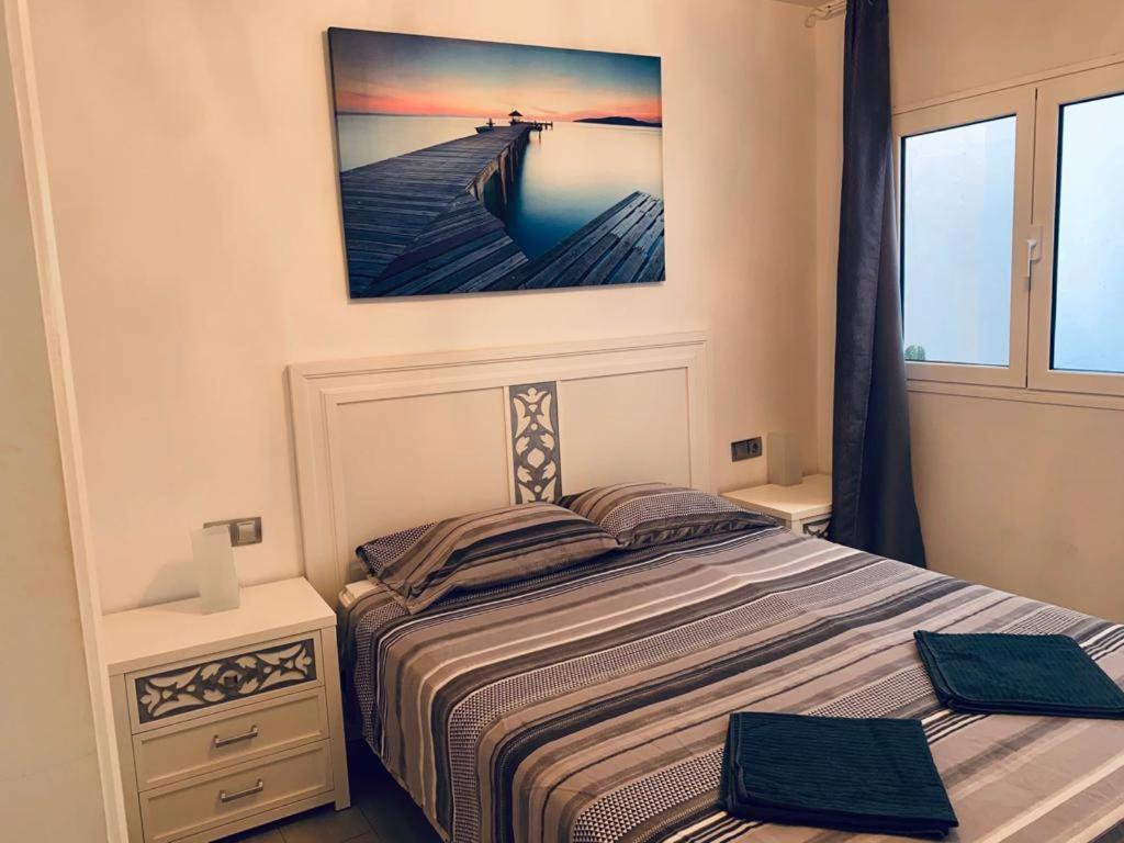 Luxury Two Bed Seaviews Apartment *