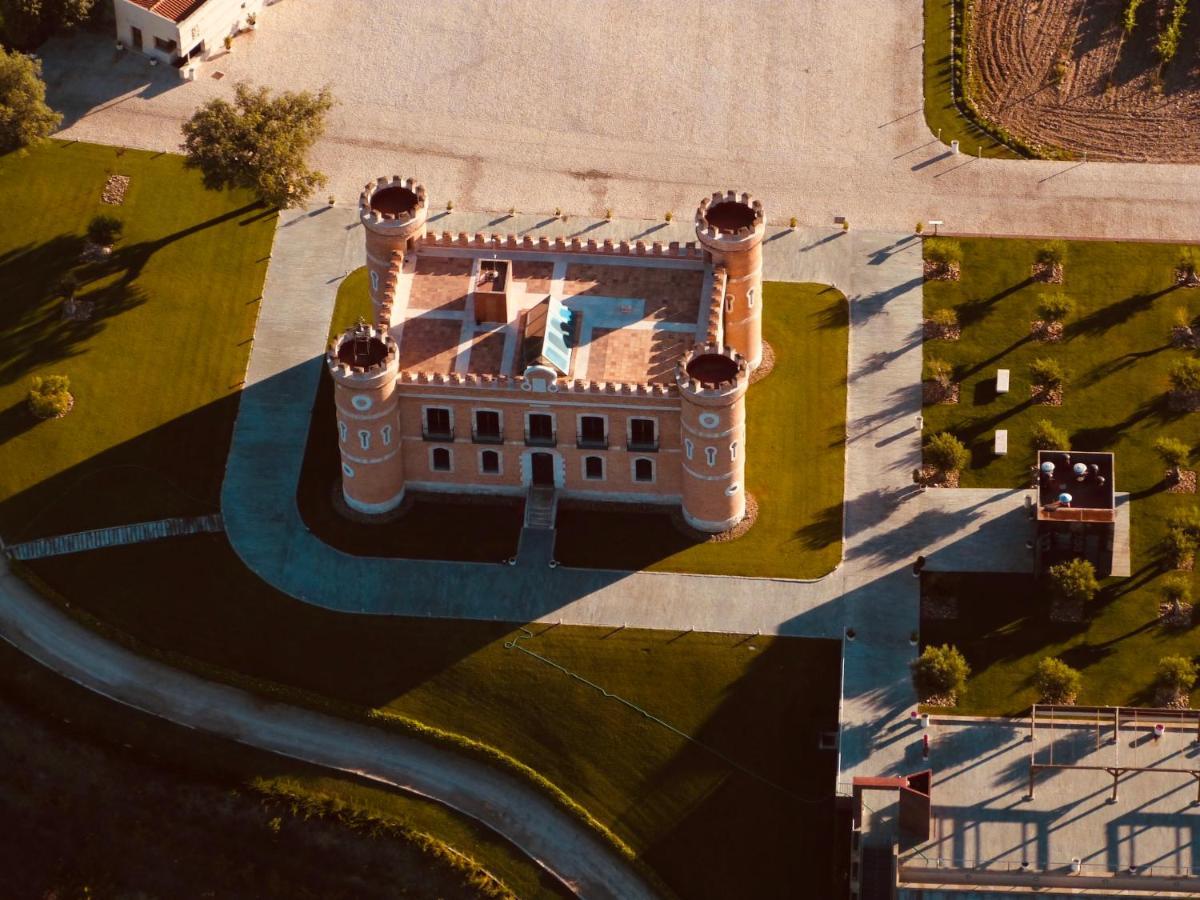 Castillo De Monte La Reina Real & Bodega Hotel