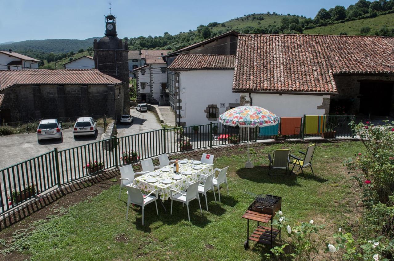 Charming House In With Mountain View Holiday home Baraibar