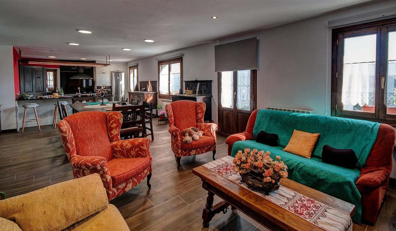 Charming House In With Mountain View Baraibar