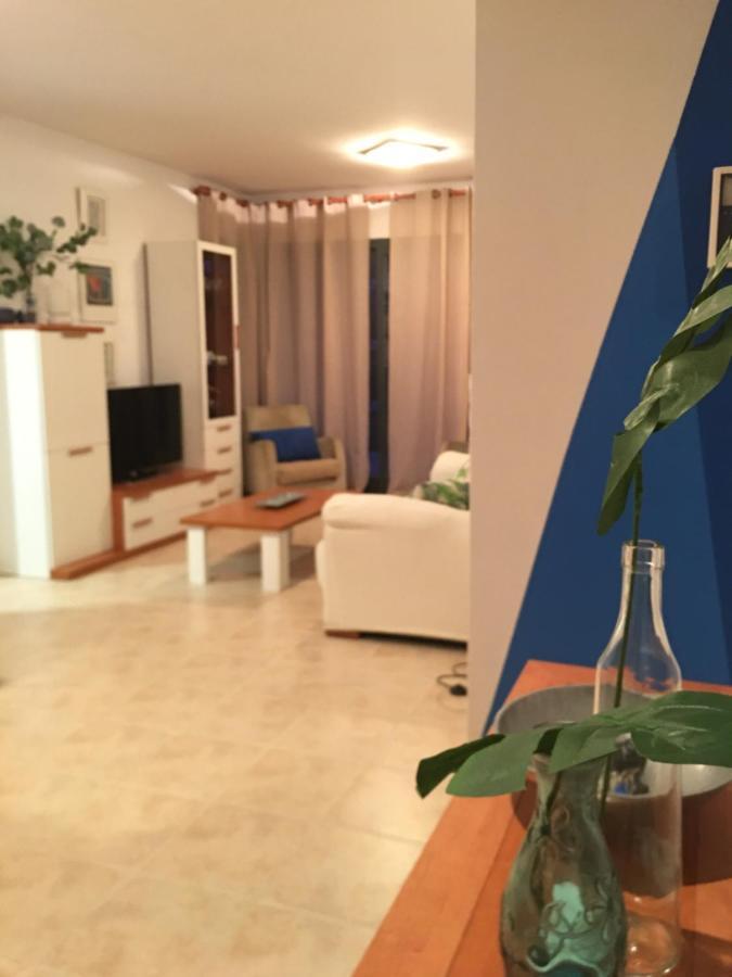 Apartamento En 1ª Linea De Playa En Edificio Terrazas I Impresionante
