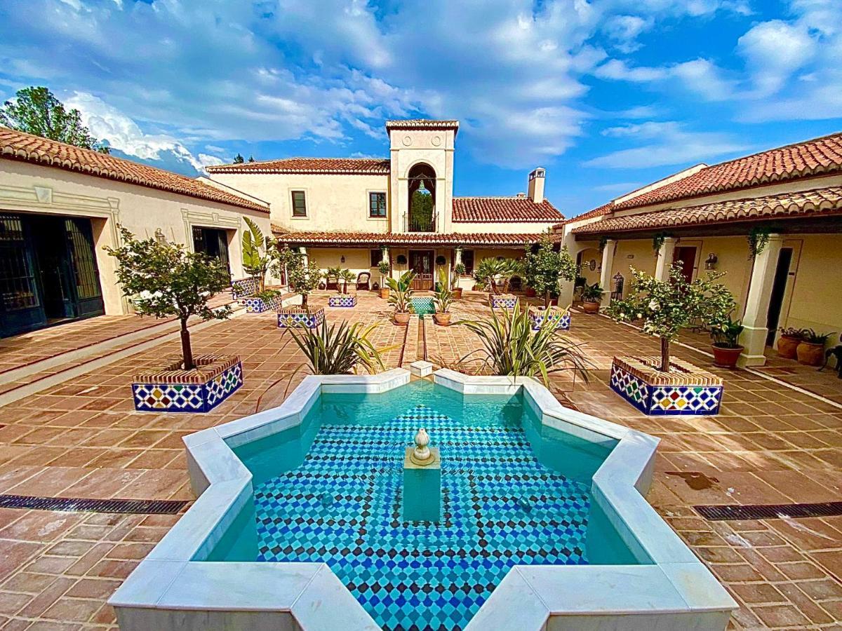 Country house La Esperanza Granada Luxury Hacienda & Private Saleres