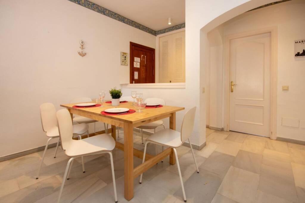 Mijas Costa - Riviera Del Sol - Splendid 2 Bedroom With Private Garden *