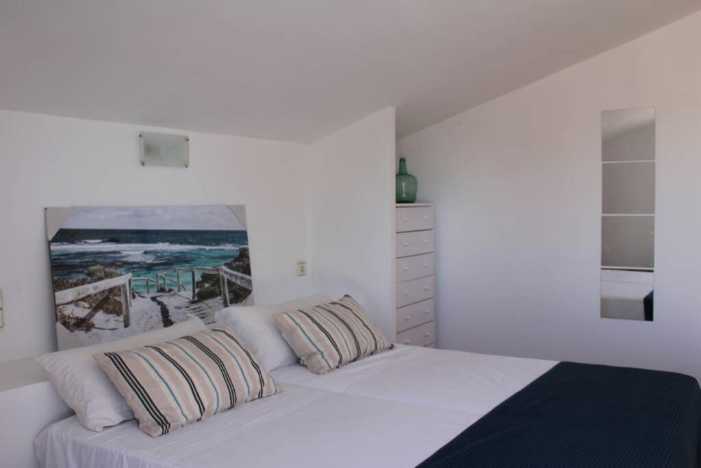 Apartamento Con Piscina Privada En Cala En Brut Apartamento