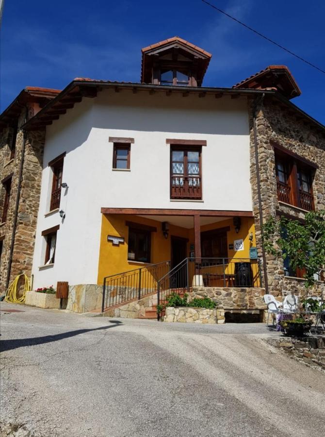 Guest house Mirador De Enterrias