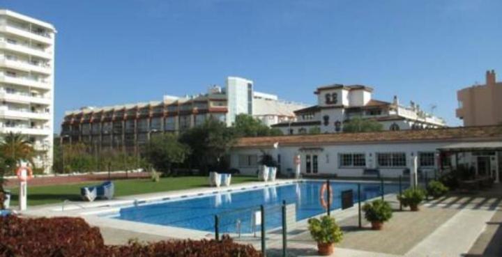 Carihuela Park Palace Apartment *