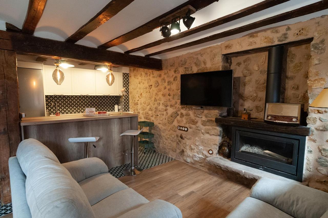 La Casa El Cura Country house Campillo de Duenas