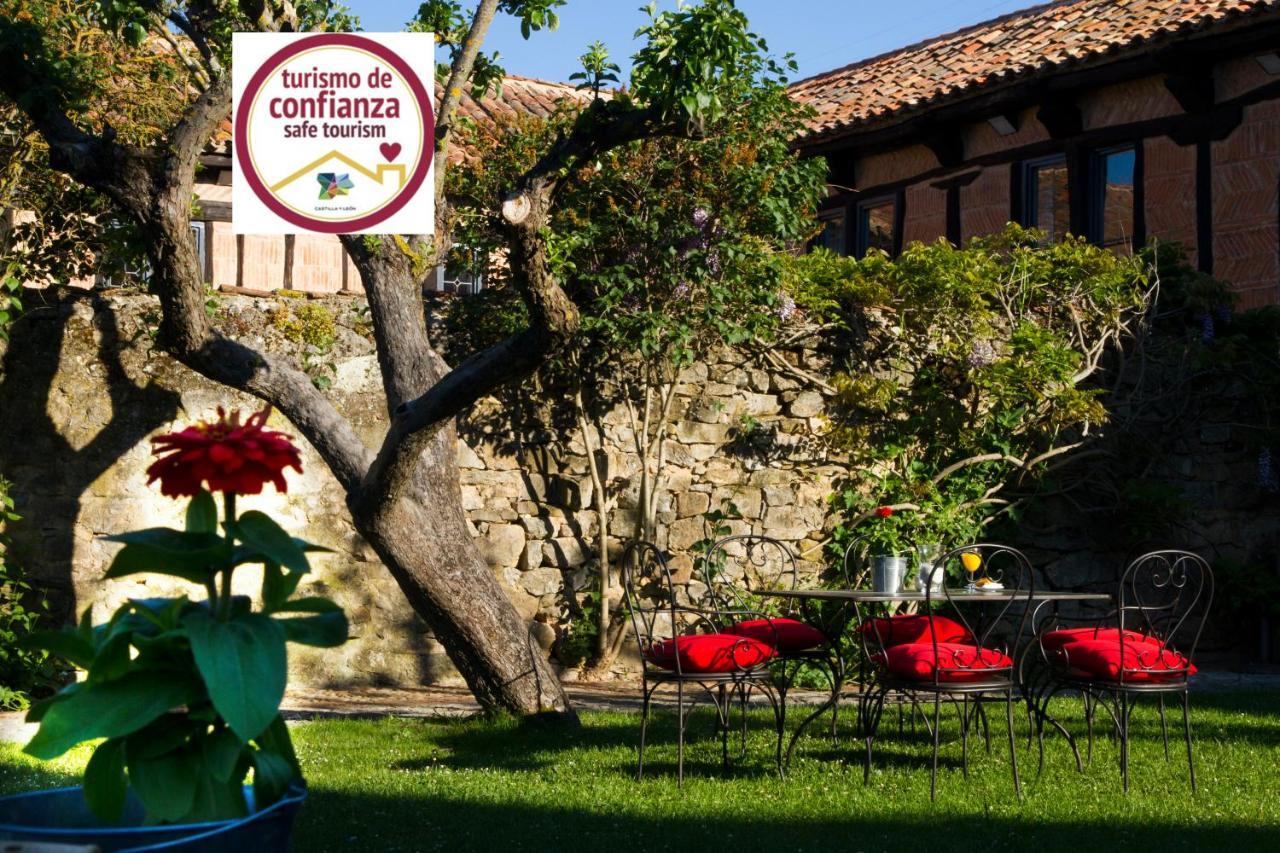 Hotel Santa Maria La Real 3*