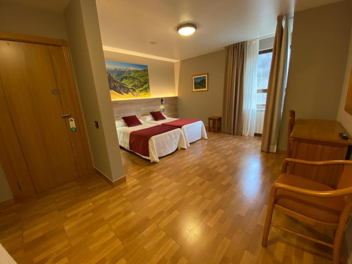 Lacreu 3* Salardu