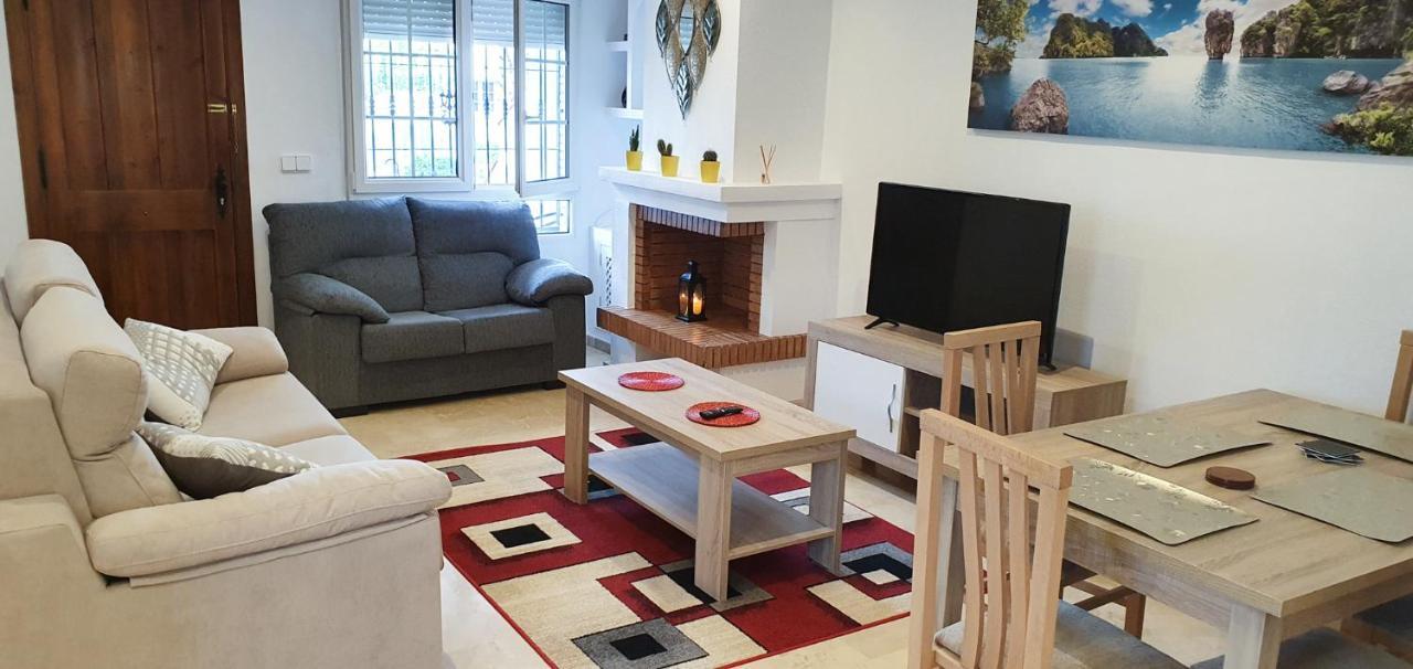 Spacious Ground Floor With Garden & Communal Pool Apartment Los Dolses