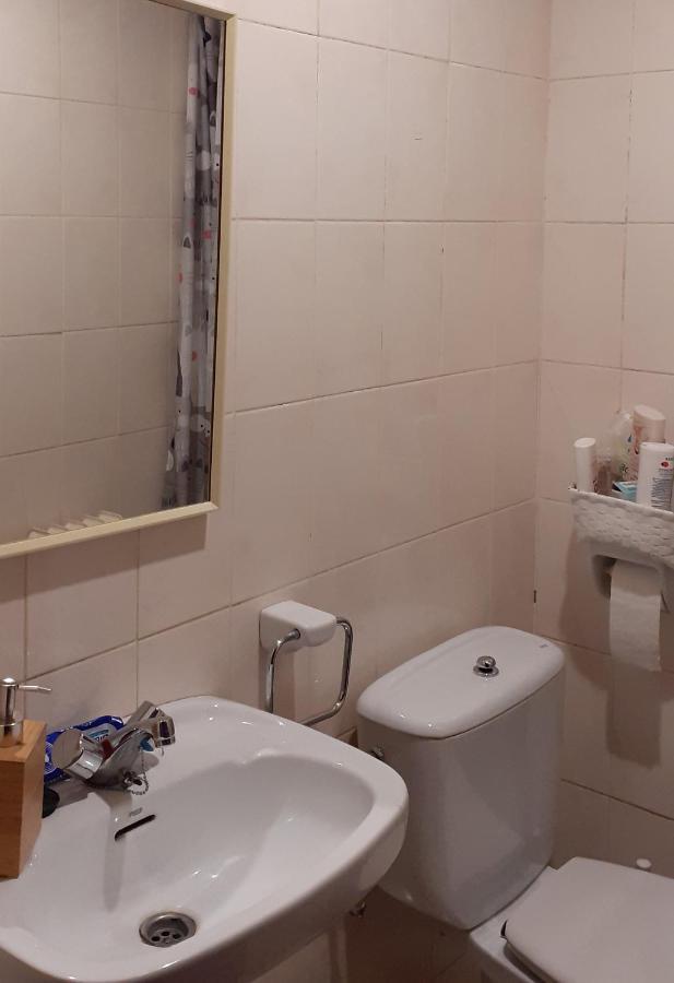 Habitación Doble Privada En Figueras