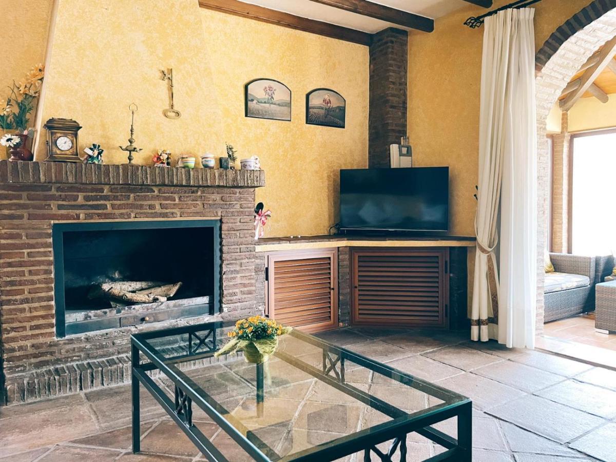 El Recreo De Martalia Country house *
