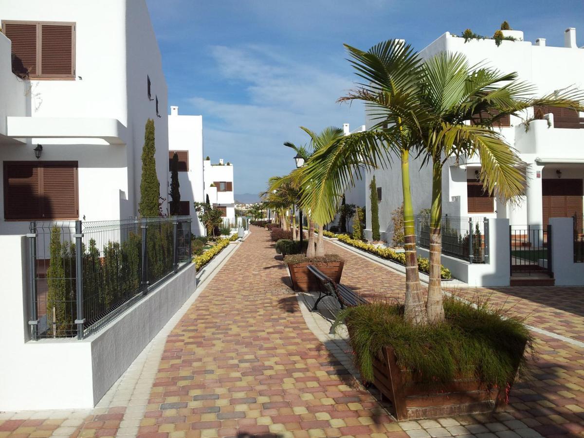 Apartamento Homes Of Spain, Mar De Pulpi Fase 1, Apartamento Primera Linea De Playa, Bajo Con Jardin Y Wifi