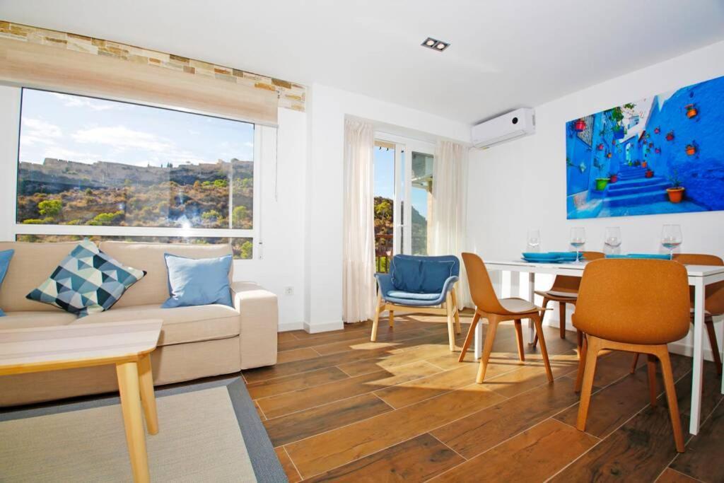 Apartamento Amazing 3bd Apt. Beach And Center + Parking *