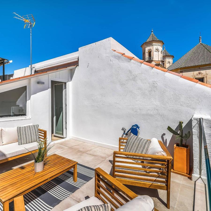Сasa de vacaciones Superb Private House In The Heart Of Málaga, With Sunny Rooftop