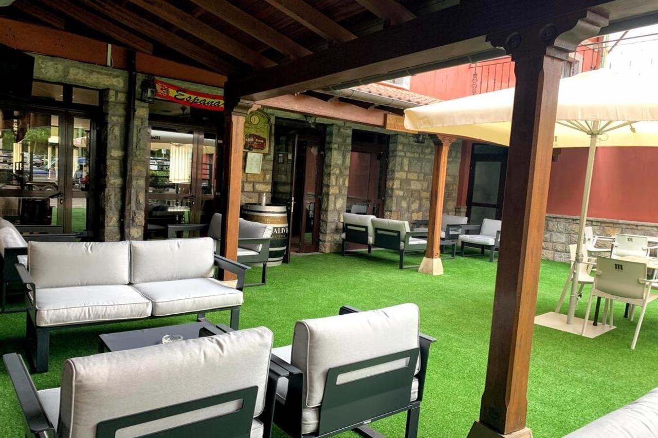 Hotel - Peña Santa