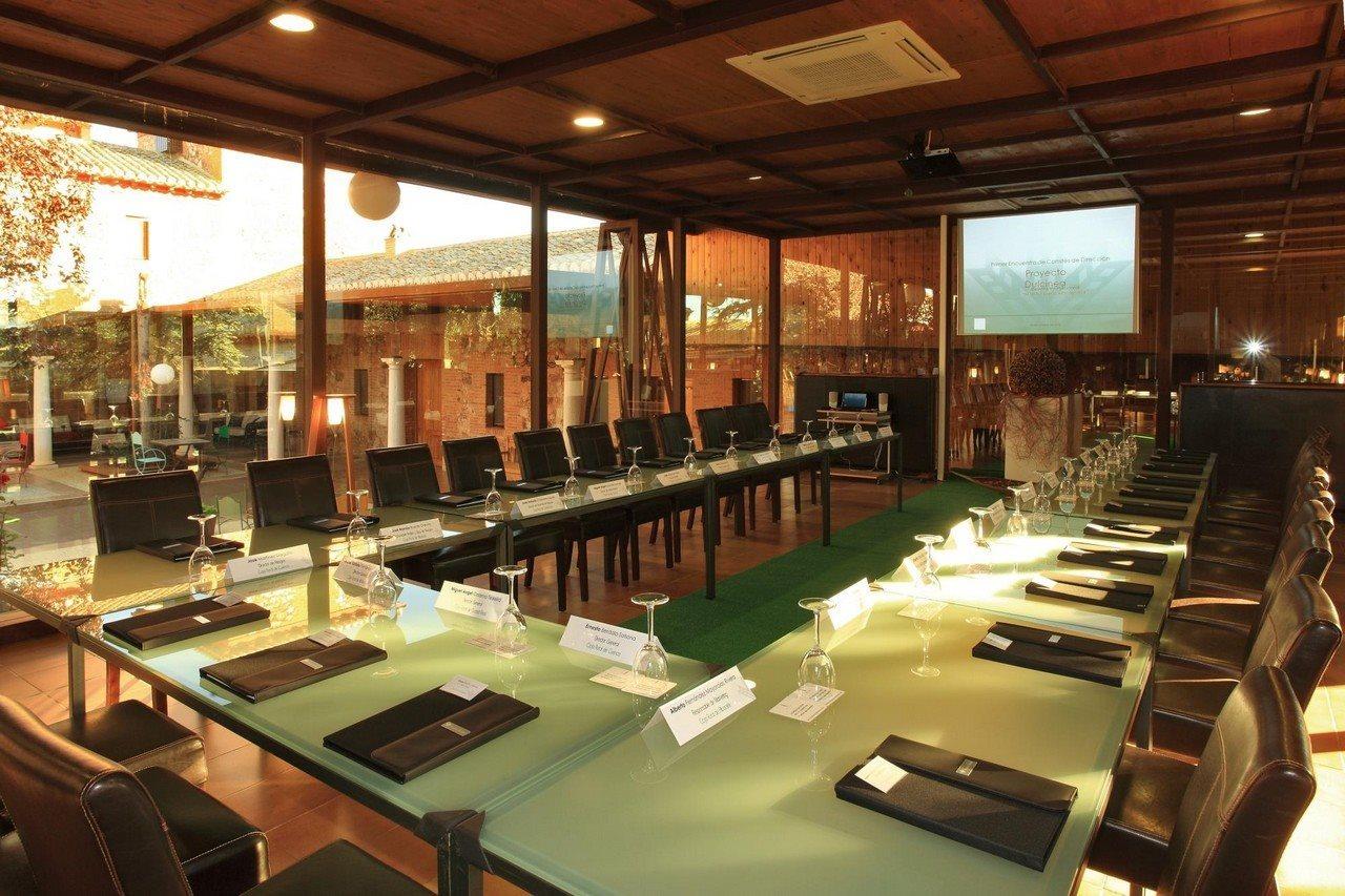 Boutique Palacio De La Serna 4*
