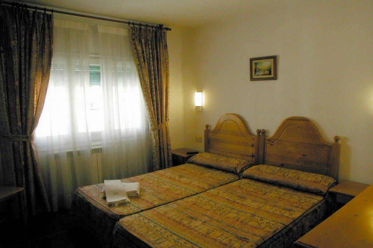 Hotel Gabarre *