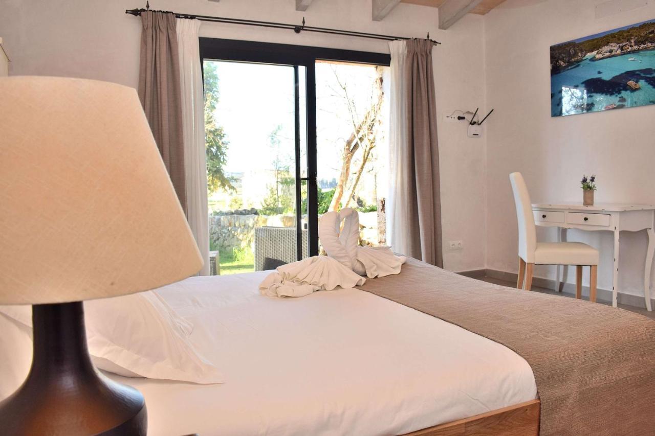 Hotel Es Racó De Maria 3*