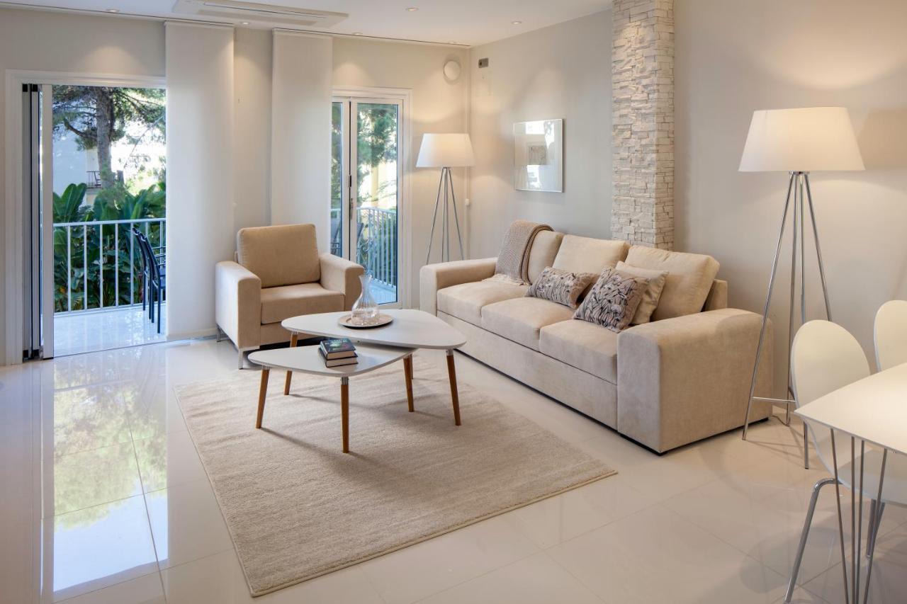 Modern 1 Bedroom Apartment, With Sea Views, In Andalucia Del Mar - Puerto Banus Marbella