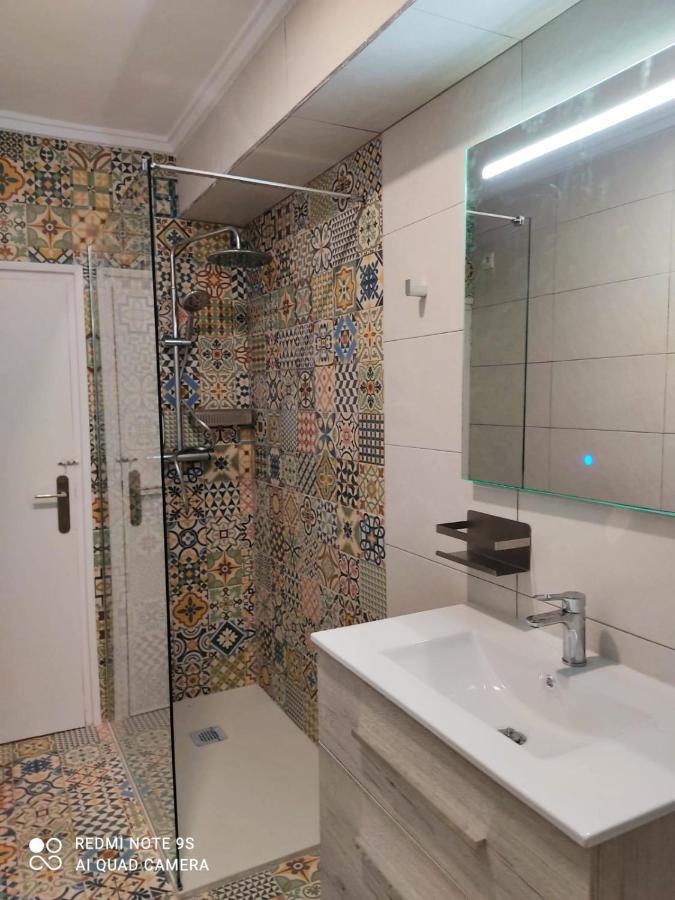 Primera Linea De Mar Apartment *