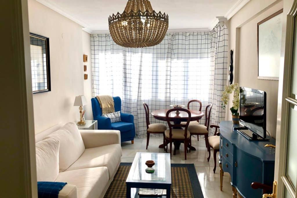 Apartamento GATU Ensueño de Cádiz dúplex de 4 dormitorios, 2 baños y wifi Cádiz