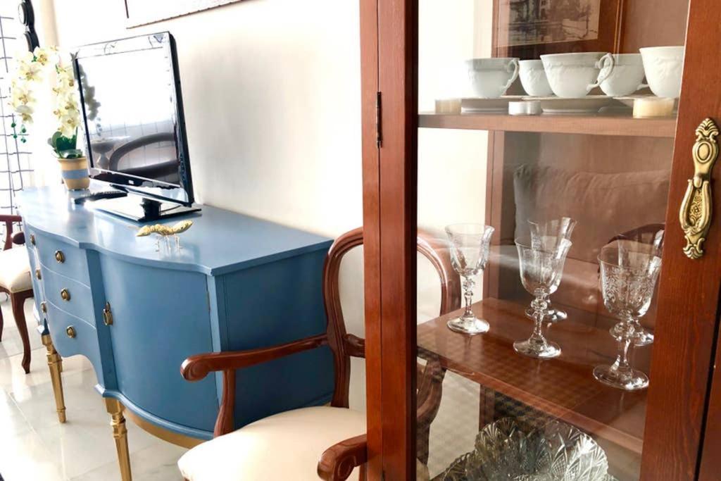 Apartamento GATU Ensueño de Cádiz dúplex de 4 dormitorios, 2 baños y wifi