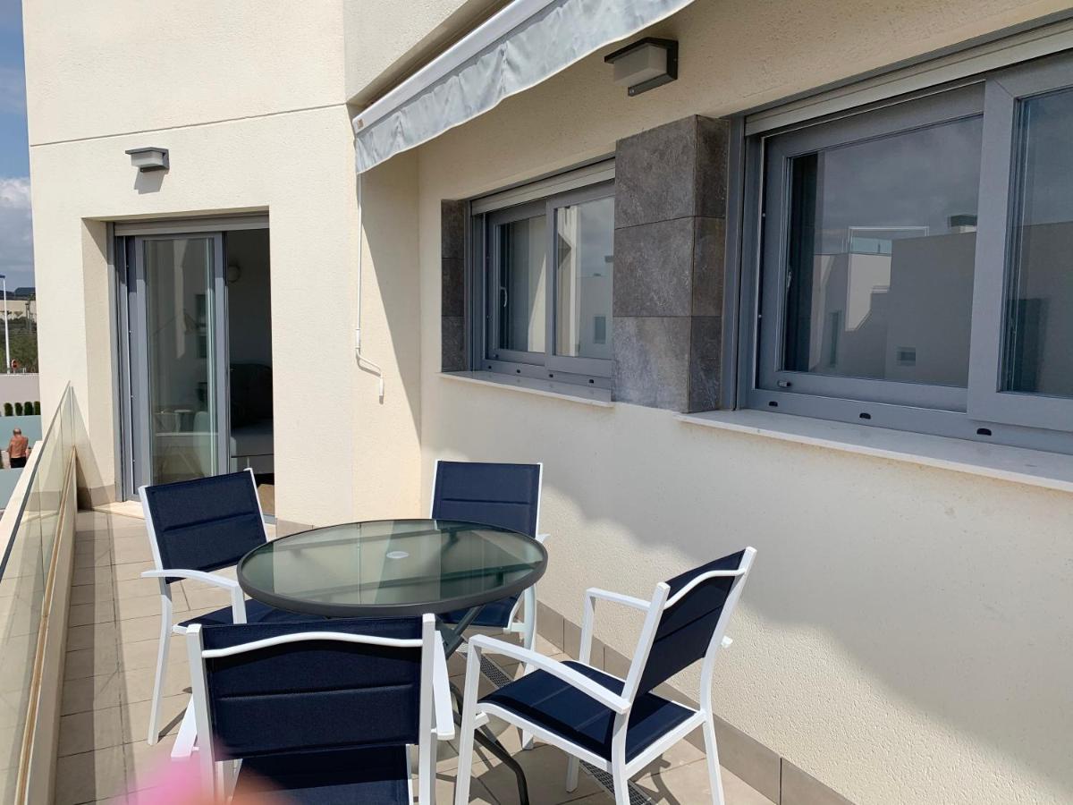 Con Solarium Amalia Holiday home *