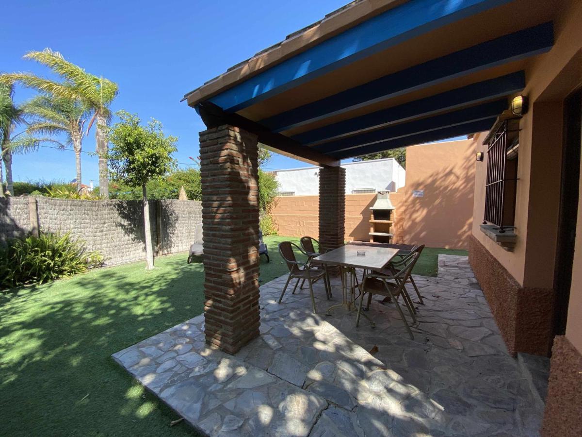 Holiday home Casita Con Jardin Privado Y Piscina Compartida *