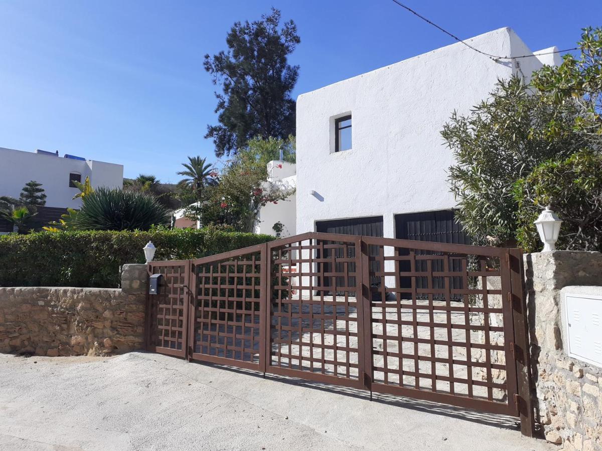 Casa Pizzi * Agua Amarga (Almeria)