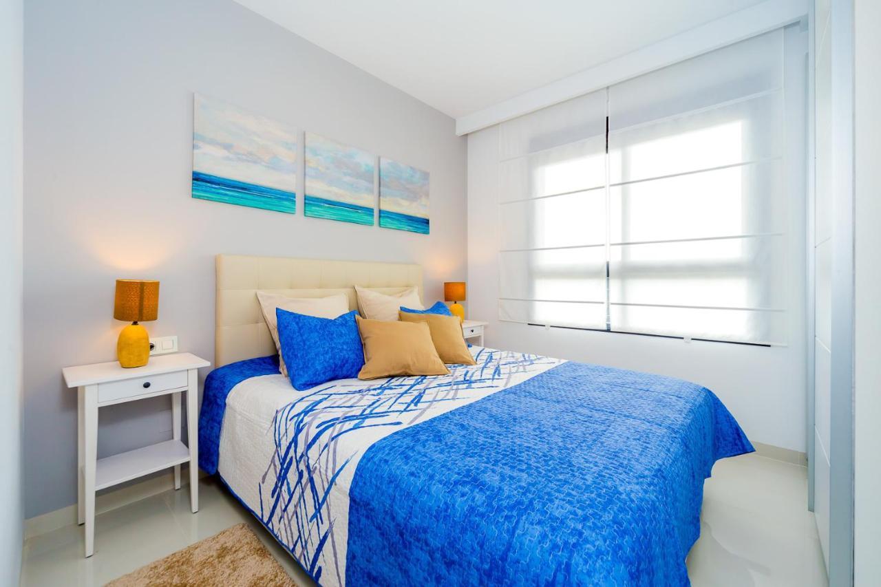 Luxurious 2 Bedroom Near The Apartment Torre de la Horadada