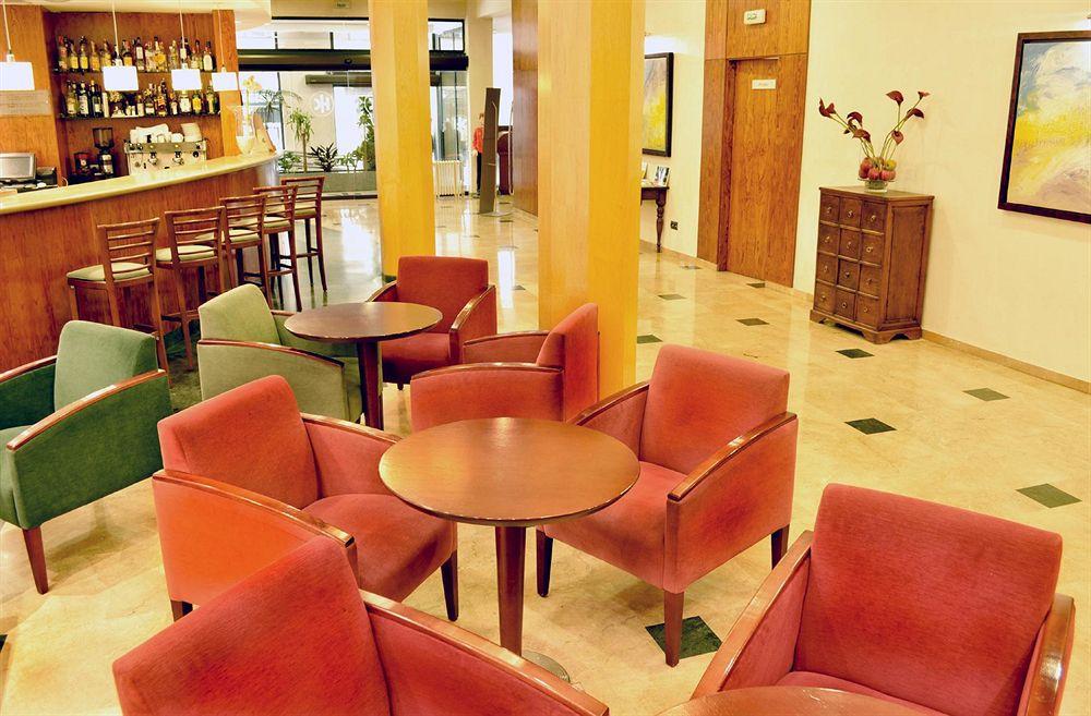 Catalonia Plaza Mayor 4*