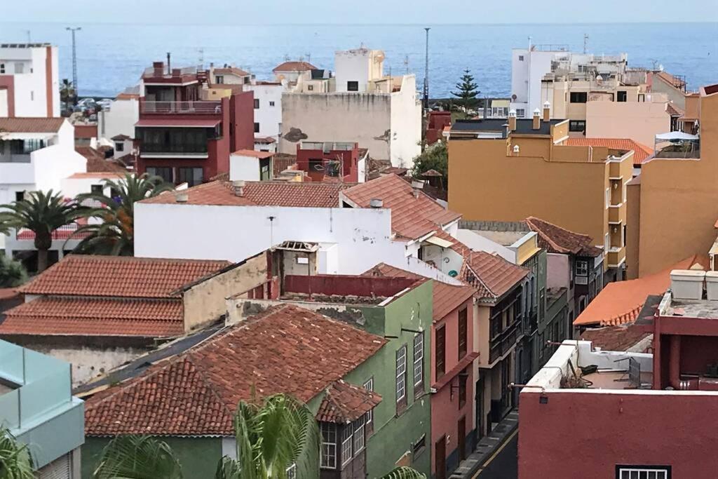 Apartamento Tele-working. Central. Gran Balcón. Vistas. Puerto de la Cruz (Tenerife)